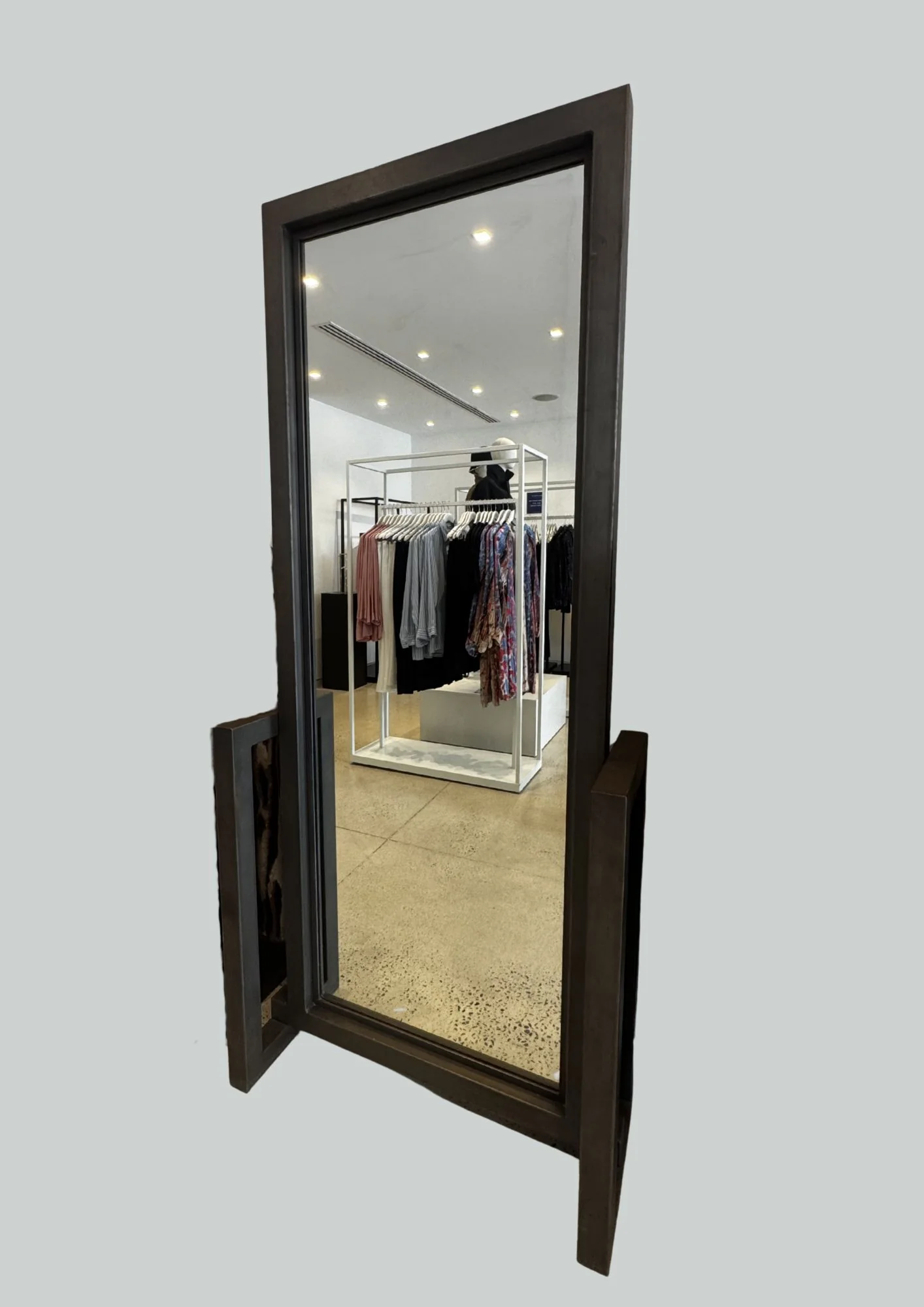 MIRROR - Image 2