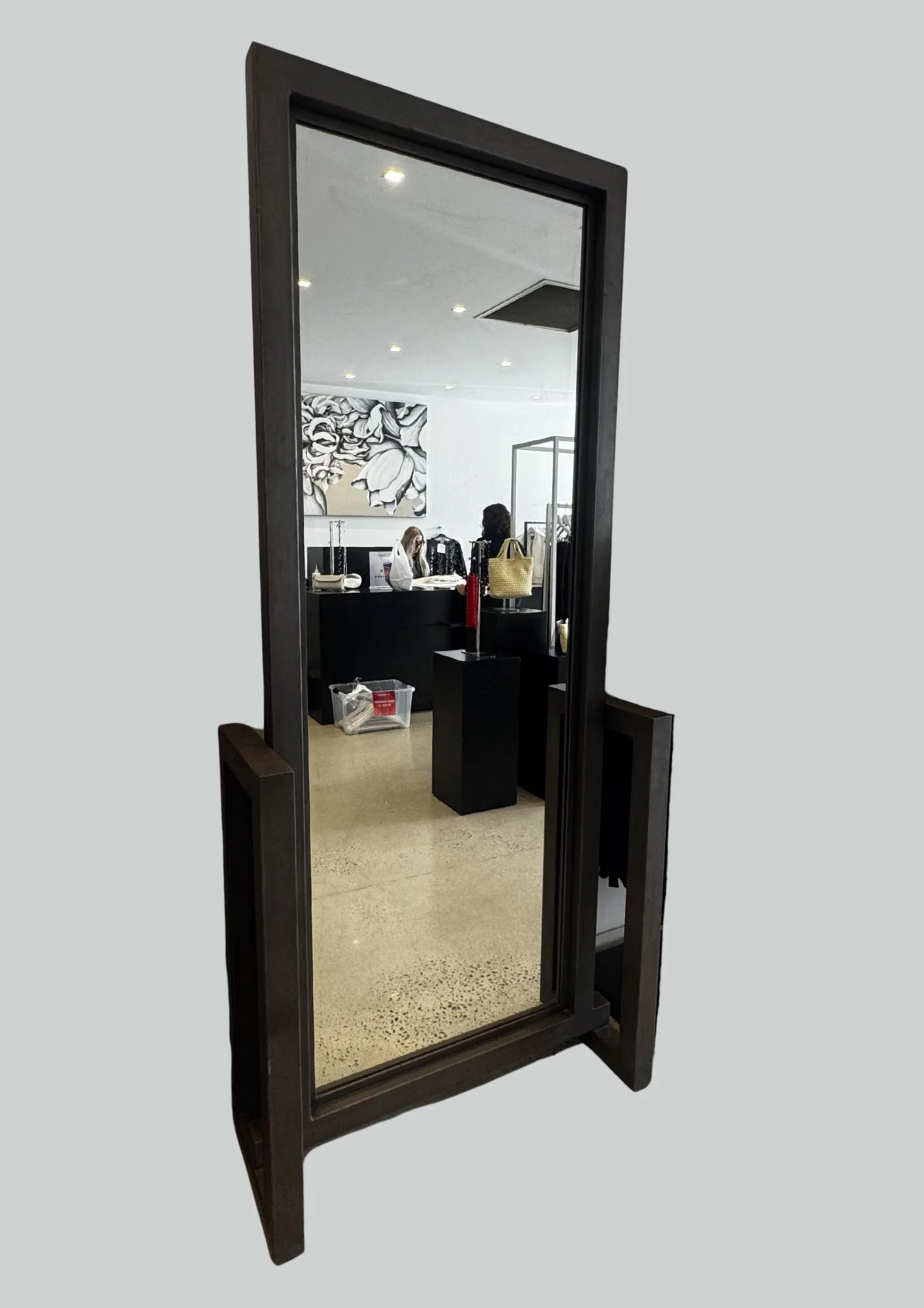 MIRROR - Image 3