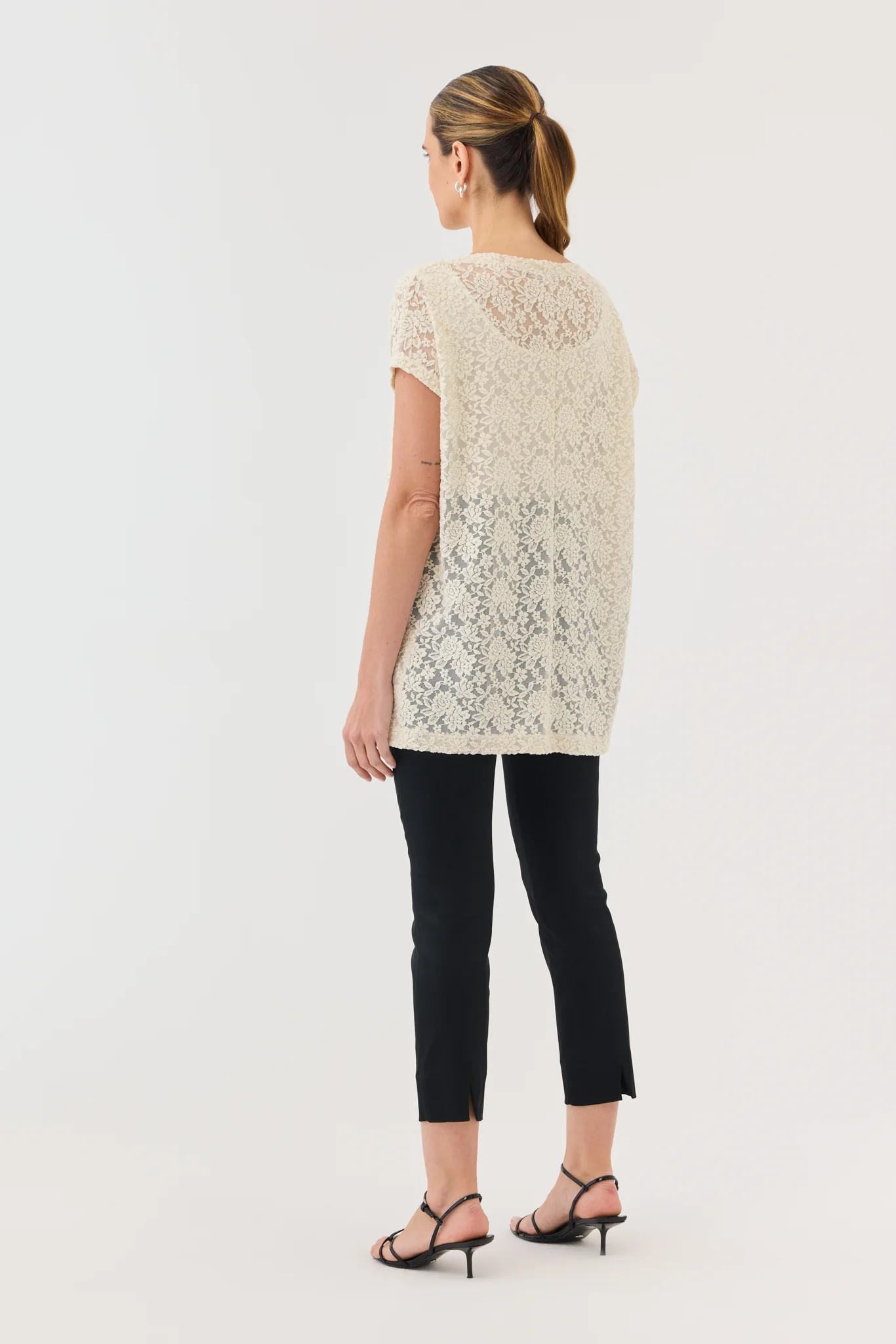 MYSTIQUE LACE TEE - Image 5
