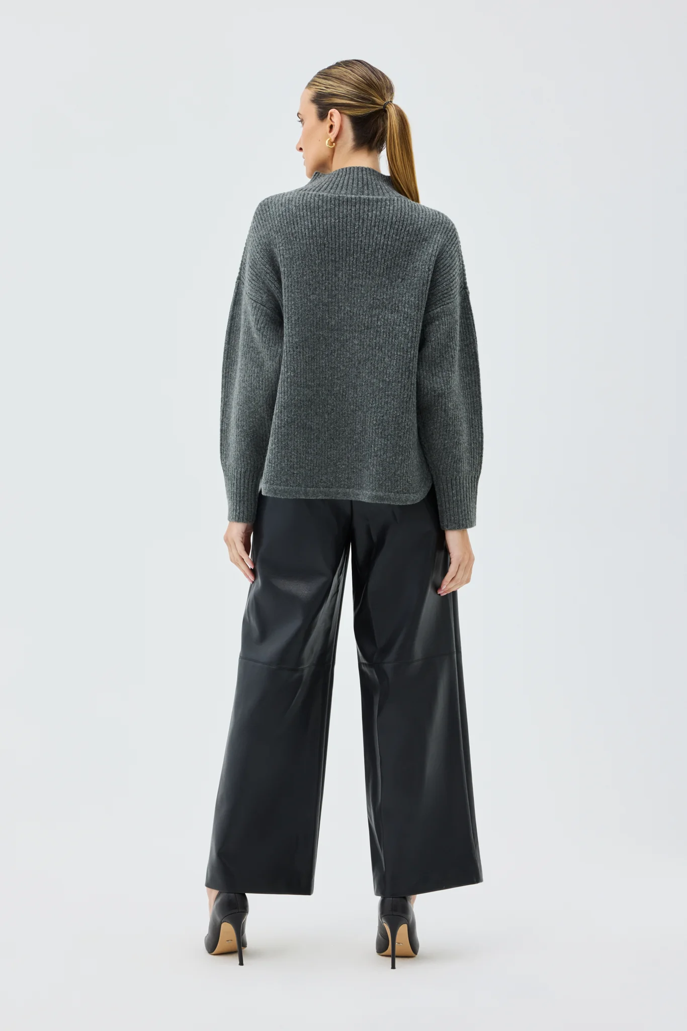 PHOENIX KNIT - Image 4