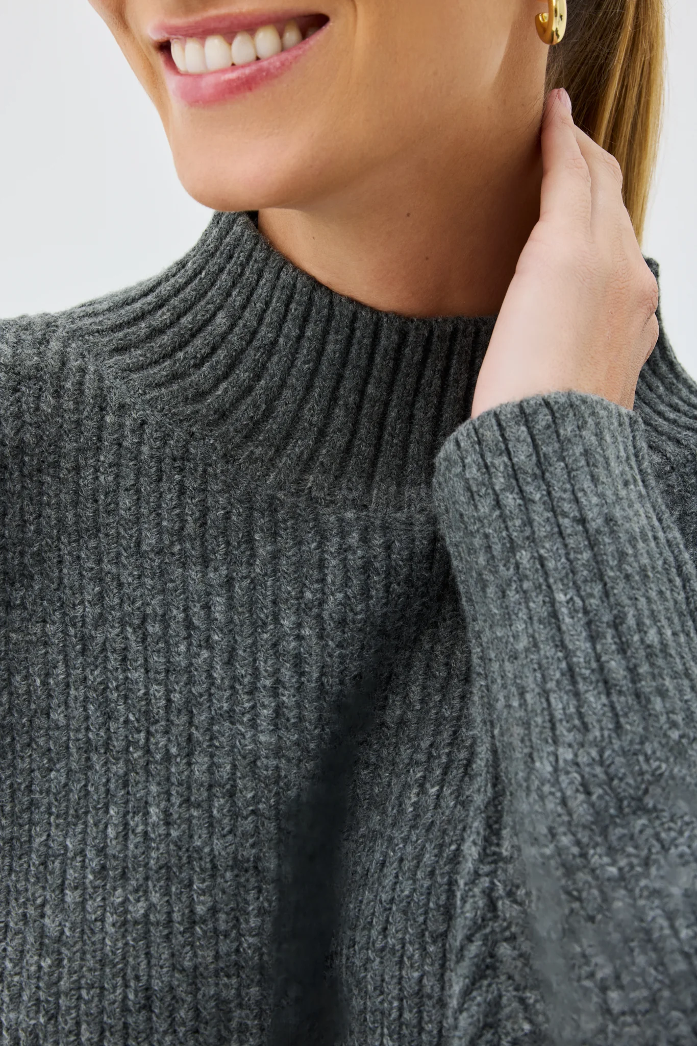 PHOENIX KNIT - Image 5