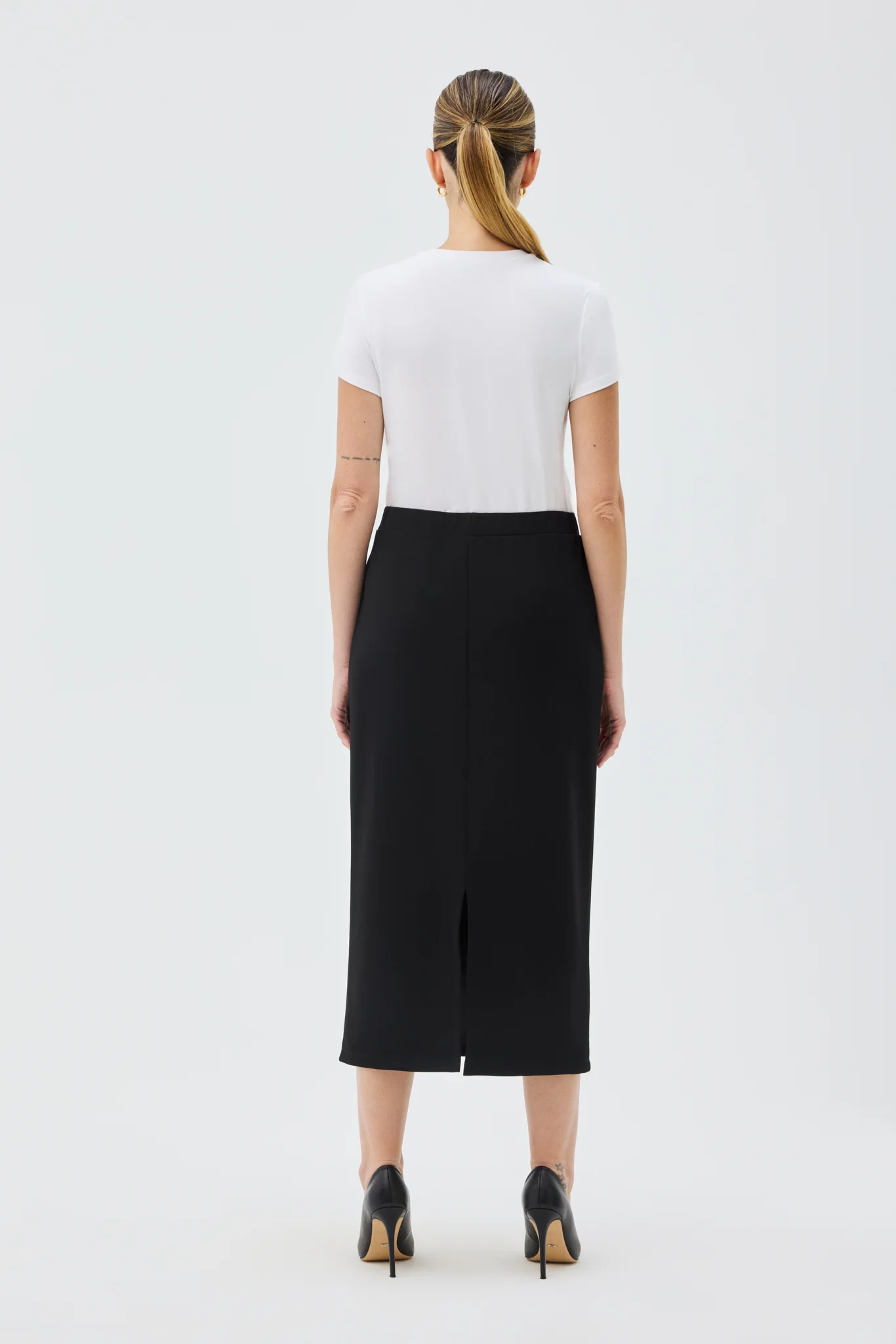 RUNWAY SKIRT - Image 4