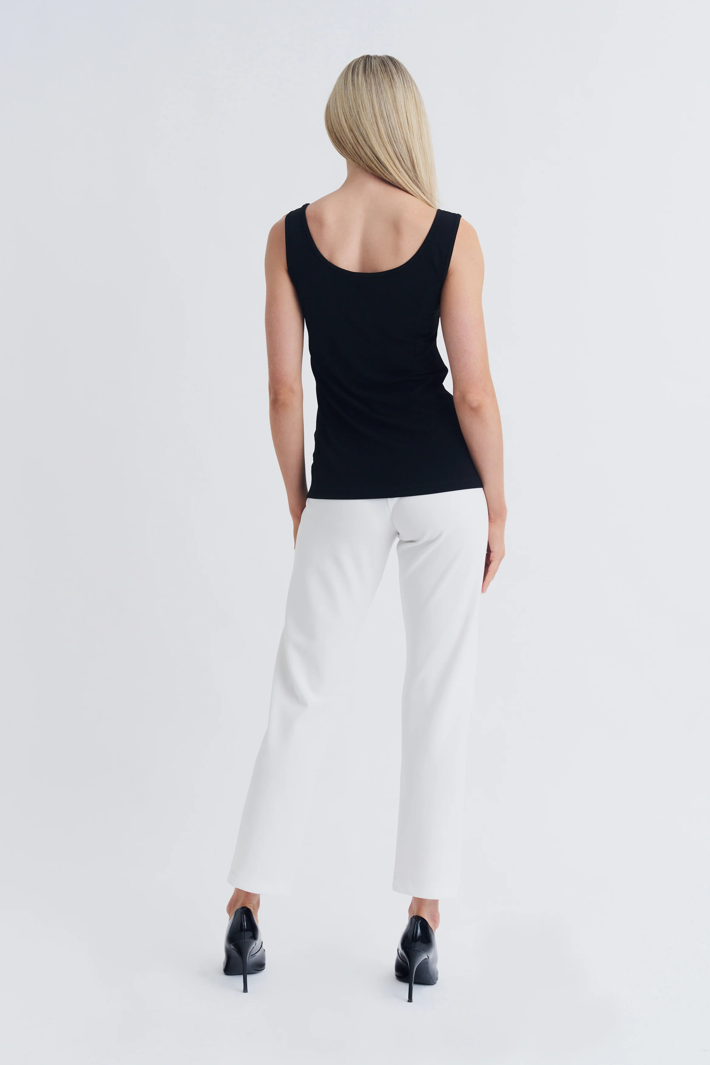 SCOOP NECK TANK - Image 8