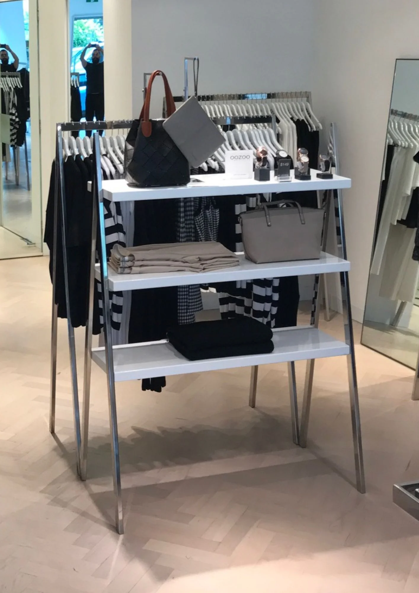 SHELF UNIT - Image 2