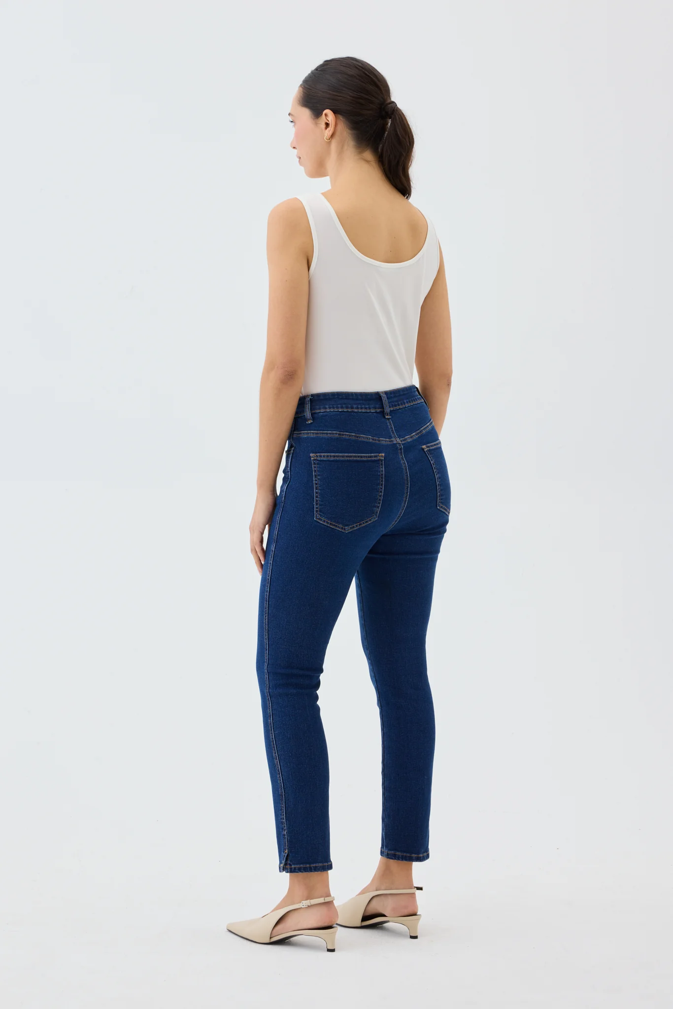 VILLA JEANS - Image 4